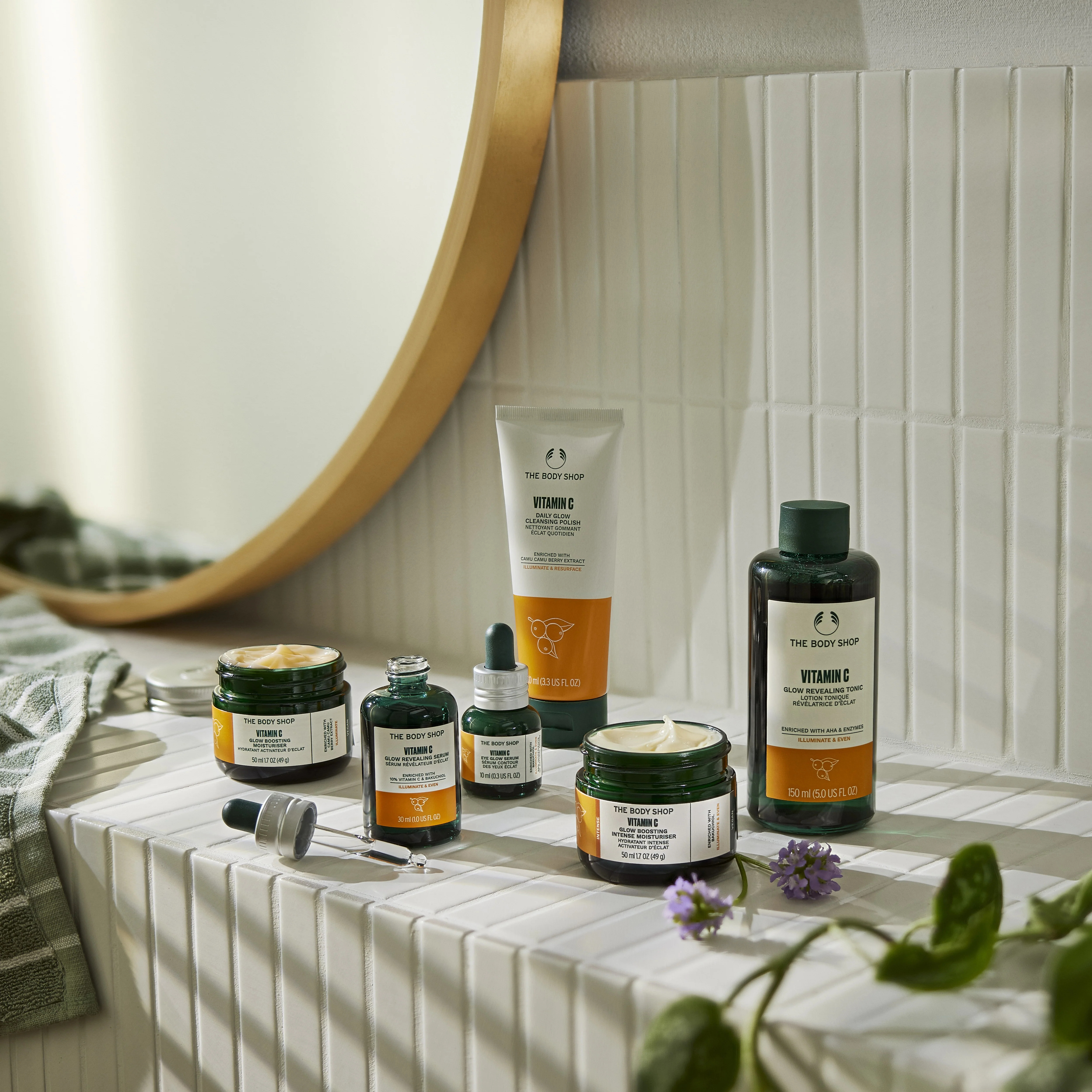 Vitamin C Glow Cleansing Polish - Image 7